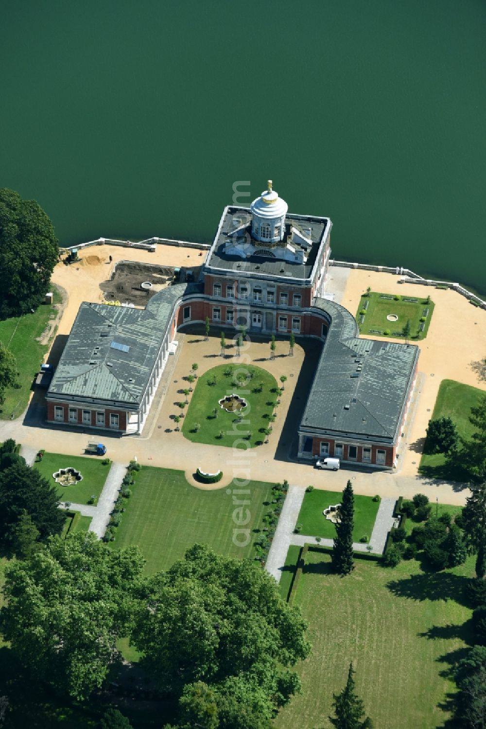 Aerial photograph Potsdam - Palace - Marmorpalais Im Neuen Garten in the district Noerdliche Vorstadt in Potsdam in the state Brandenburg, Germany