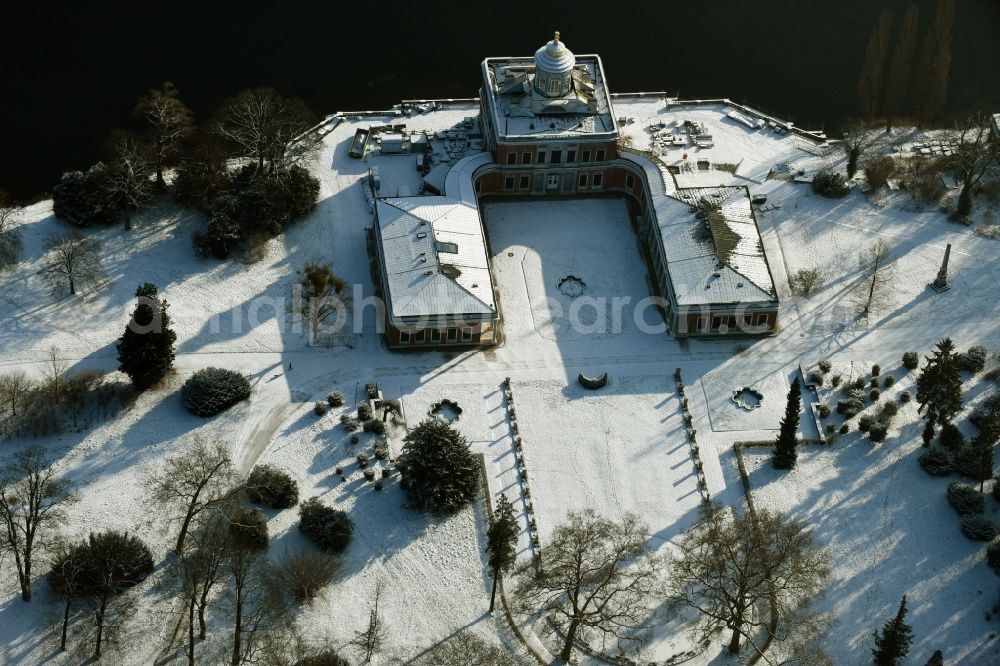 Aerial image Potsdam - Wintry snowy Palace Marmorpalais Im Neuen Garten in Potsdam in the state Brandenburg