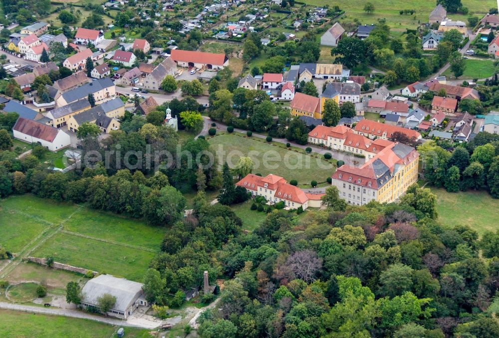 Aerial photograph Thallwitz - Palace Nieschwitz in Thallwitz in the state Saxony, Germany