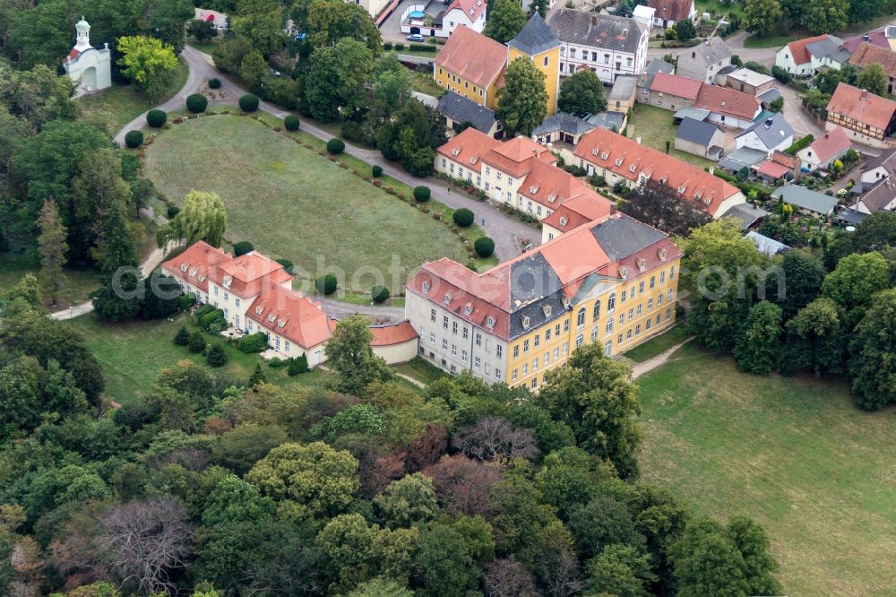 Thallwitz from the bird's eye view: Palace Nieschwitz in Thallwitz in the state Saxony, Germany