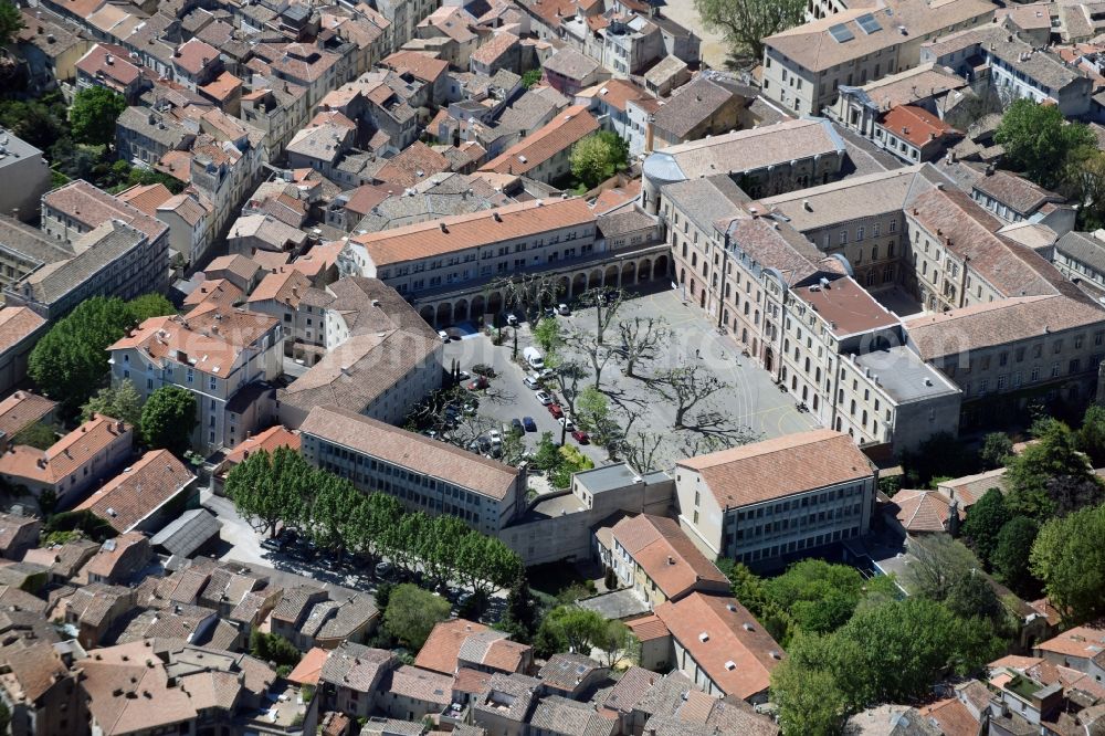 Avignon from the bird's eye view: Palace Palais des Papes on Place du Palais in Avignon in Provence-Alpes-Cote d'Azur, France