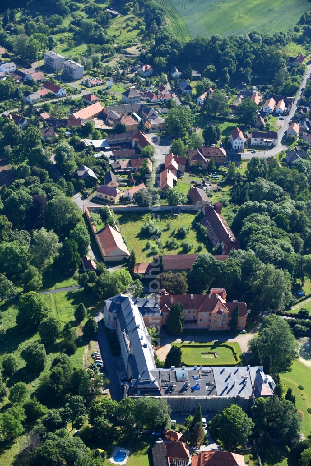 Aerial photograph Petrohrad - Petersburg - Palace Zamek Petrohrad on Petrohrad in Petersburg in Ustecky kraj - Aussiger Region, Czech Republic