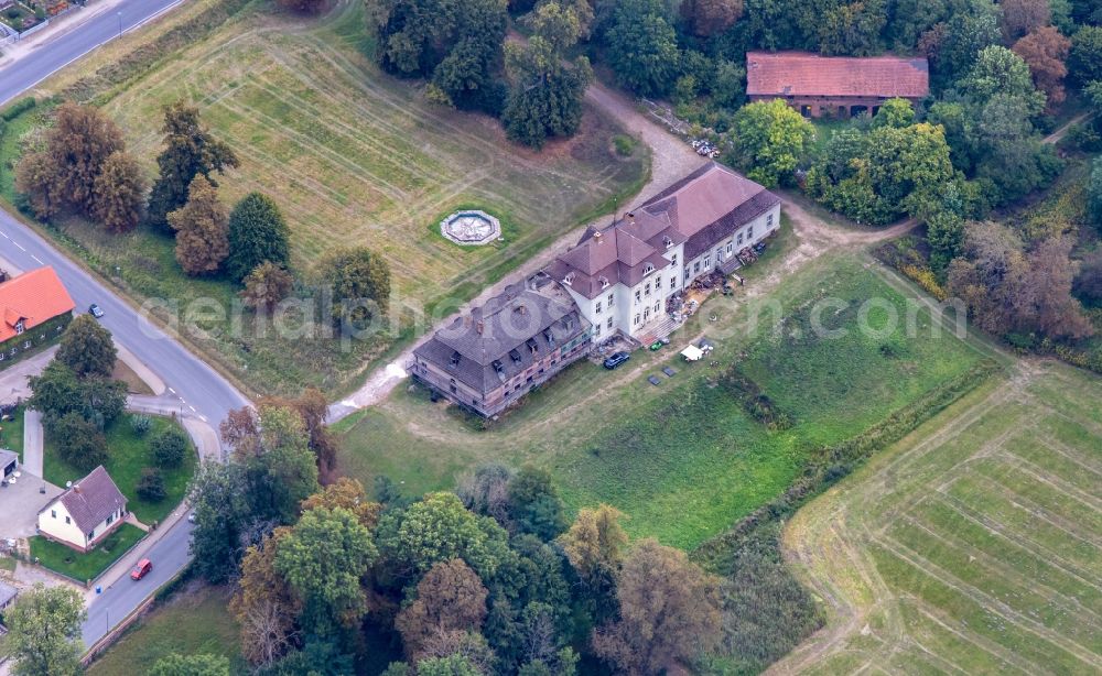 Prötzel from the bird's eye view: Palace Proetzel in Proetzel in the state Brandenburg, Germany