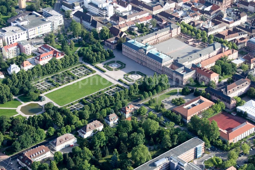 Aerial image Rastatt - Palace - Residenzschloss Rastatt Herrenstrasse in the district Rastatt-Innenstadt in Rastatt in the state Baden-Wuerttemberg