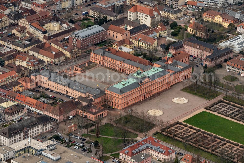 Rastatt from the bird's eye view: Palace Residenzschloss Rastatt in Rastatt in the state Baden-Wuerttemberg, Germany