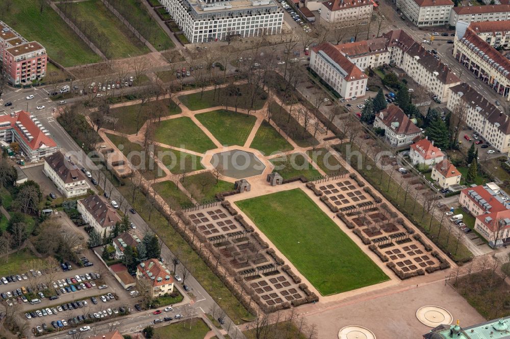 Rastatt from the bird's eye view: Palace Residenzschloss Rastatt in Rastatt in the state Baden-Wuerttemberg, Germany