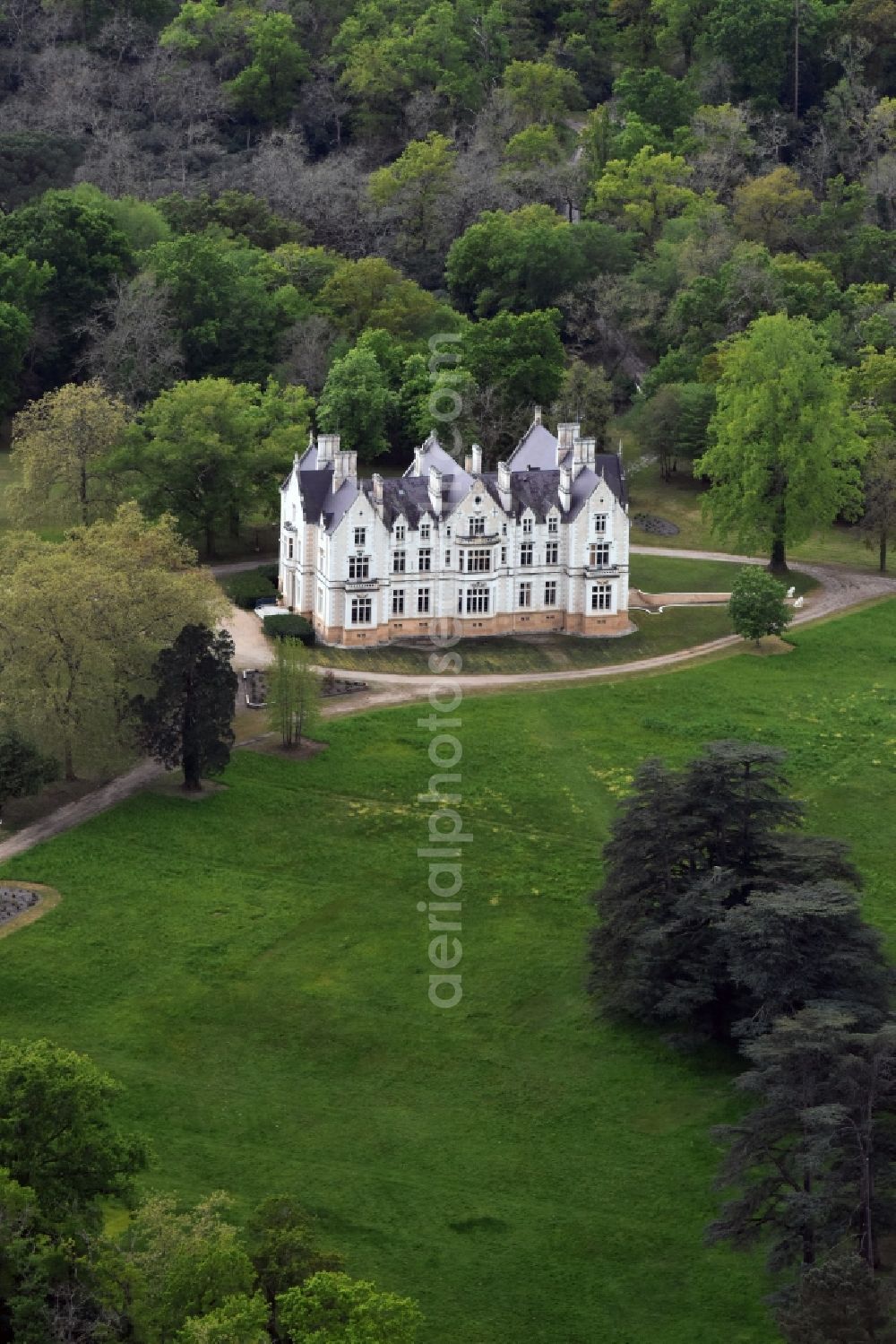 Aerial image Saint-Selve - Palace in Saint-Selve in Aquitaine Limousin Poitou-Charentes, France