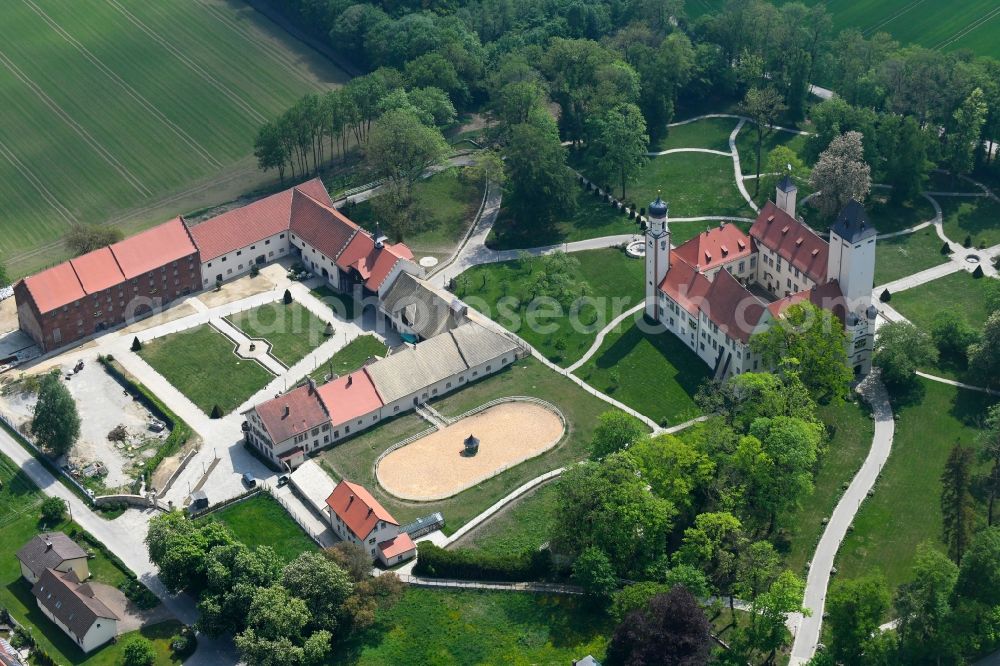 Steindorf from above - Palace Schloss Hofhegnenberg in Steindorf in the state Bavaria, Germany