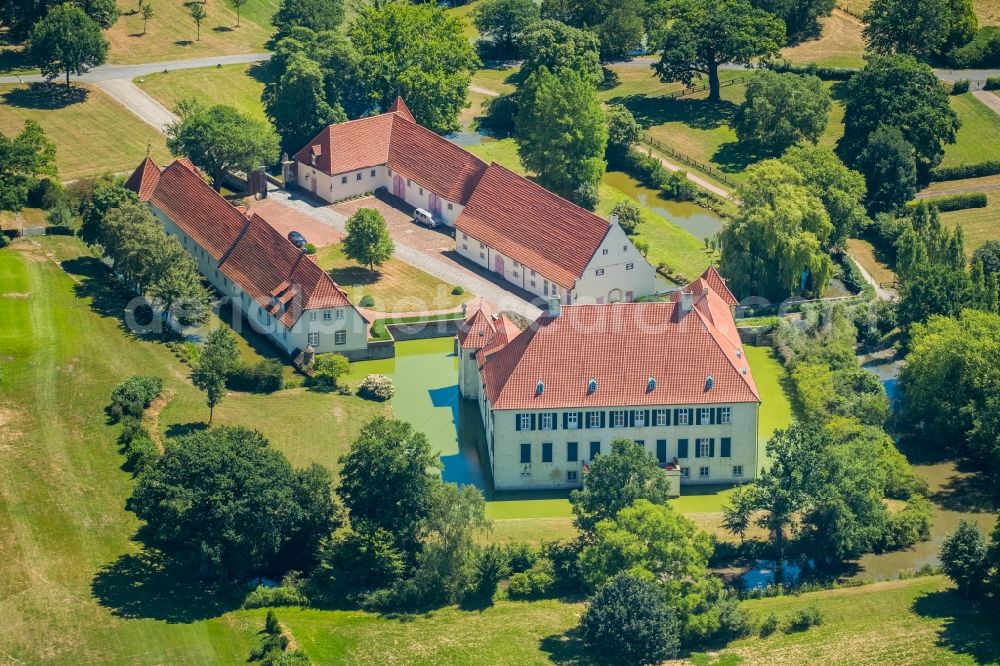 Ennigerloh from above - Palace Schloss Vornholz on Steinpatt in Ennigerloh in the state North Rhine-Westphalia, Germany