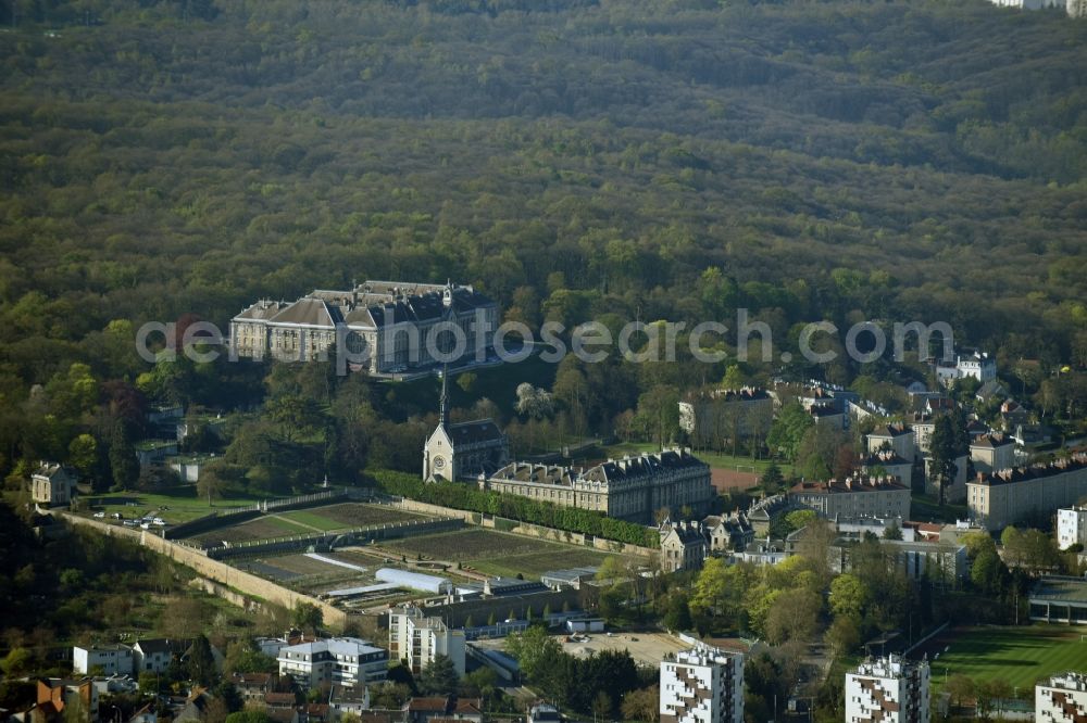 Meudon from above - Palace Village Educatif Saint-Philippe - Apprentis d'Auteuil on Rue du PA?re Brottier in Meudon in Ile-de-France, France