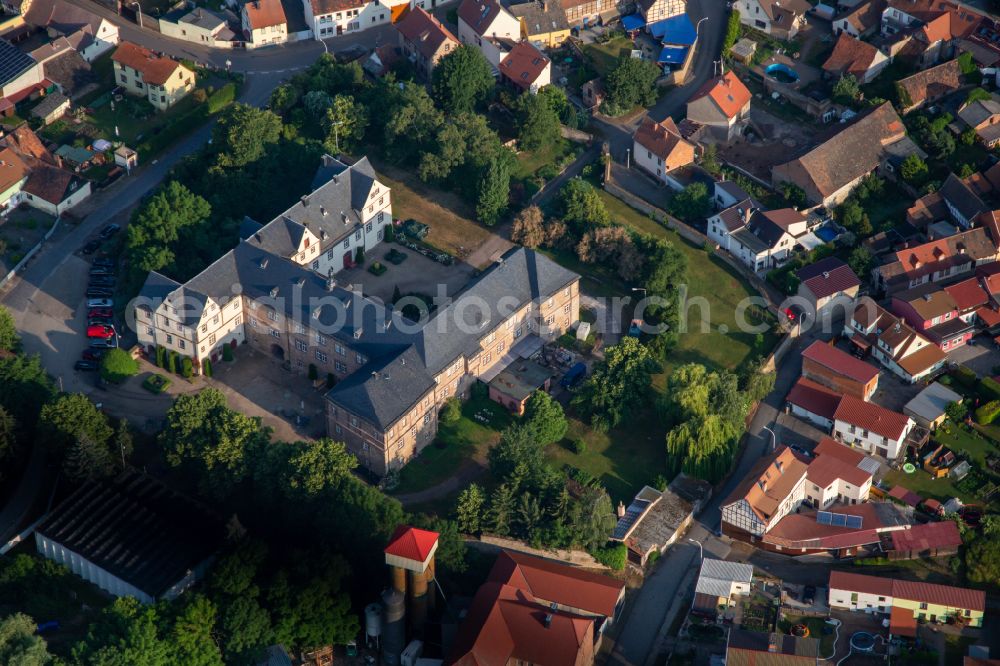 Aerial photograph Wallhausen - Palace Schloss Wallhausen on street Schlossgasse in Wallhausen in the state Saxony-Anhalt, Germany