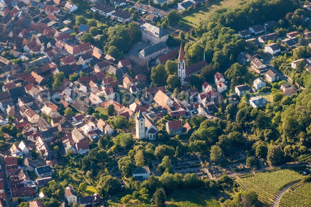 Hirschberg an der Bergstraße from the bird's eye view: Palace Wiser in the district Leutershausen in Hirschberg an der Bergstrasse in the state Baden-Wuerttemberg, Germany