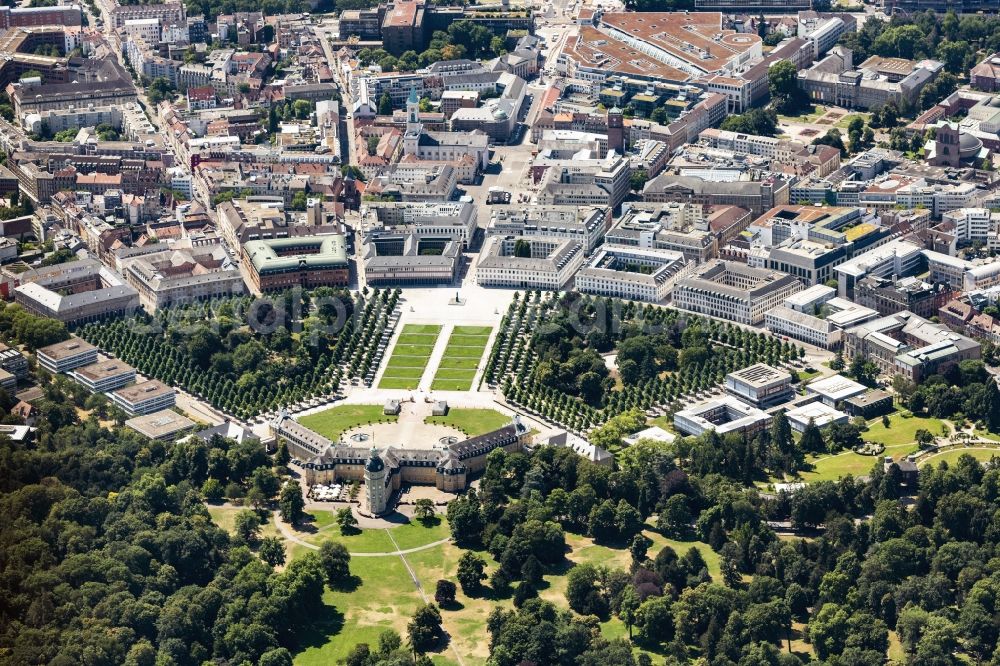 Aerial photograph Karlsruhe - Palace Karlsruhe with Schlossplatz in Schlossbezirk in Karlsruhe in the state Baden-Wurttemberg, Germany