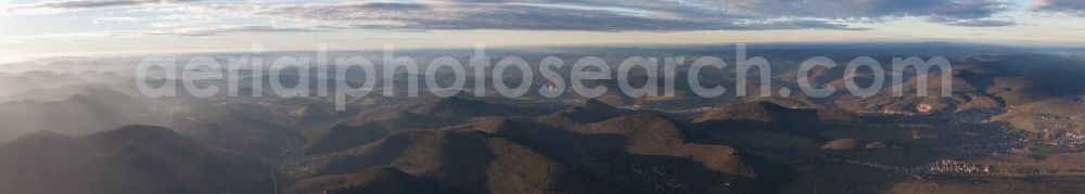 Aerial image Leinsweiler - Panoramic perspective of Forest and mountain scenery in evening light of Haardtrand of Pfaelzerwalds in Leinsweiler in the state Rhineland-Palatinate, Germany