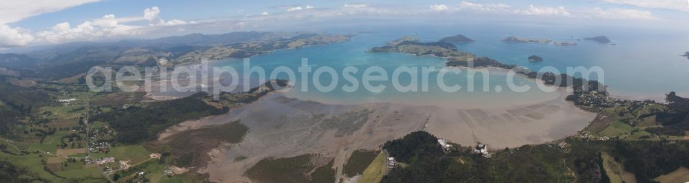 Aerial photograph Coromandel - Coastline on the sandy beach of Sued-Pazifik in the district Mcgreogor Bay in Coromandel in Waikato, New Zealand