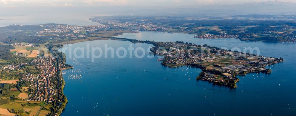 Aerial image Reichenau - Panorama perspective of Lake Island Reichenau on the Lake Constance in the district Reichenau in Reichenau in the state Baden-Wuerttemberg, Germany