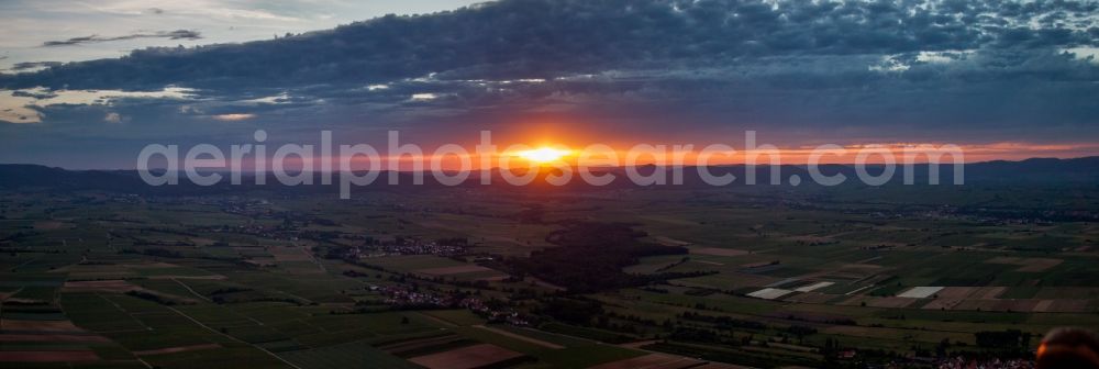 Aerial image Barbelroth - Panoramic perspective Sunset over the countryside Suedliche Weinstrasse, Haardtrand, Pfaelzerwald in Barbelroth in the state Rhineland-Palatinate, Germany