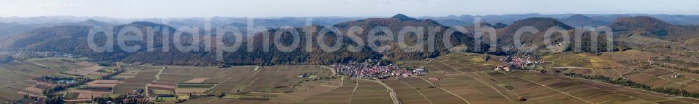 Eschbach from above - Panoramic perspective Forest and mountain scenery of edge of Haardt of palatinat forestn in Eschbach in the state Rhineland-Palatinate