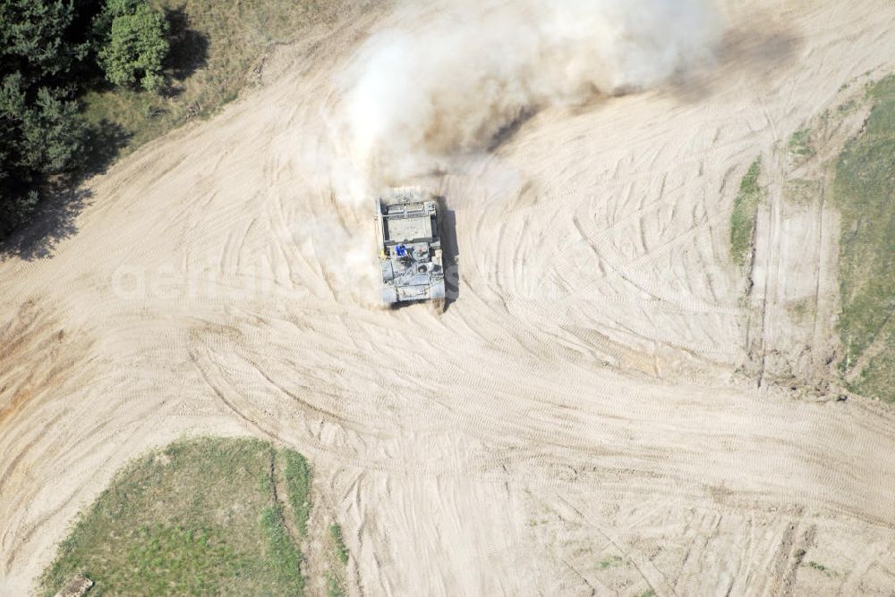 Aerial photograph Beerfelde - Panzer der Panzerschule fahren auf Streck und wirbeln Staub auf. Kontakt: Andreas Oehme, Max-Reger-Str. 6, 47057 Duisburg, Tel. 02161 623982, E-Mail: panzerschule@gmail.com,