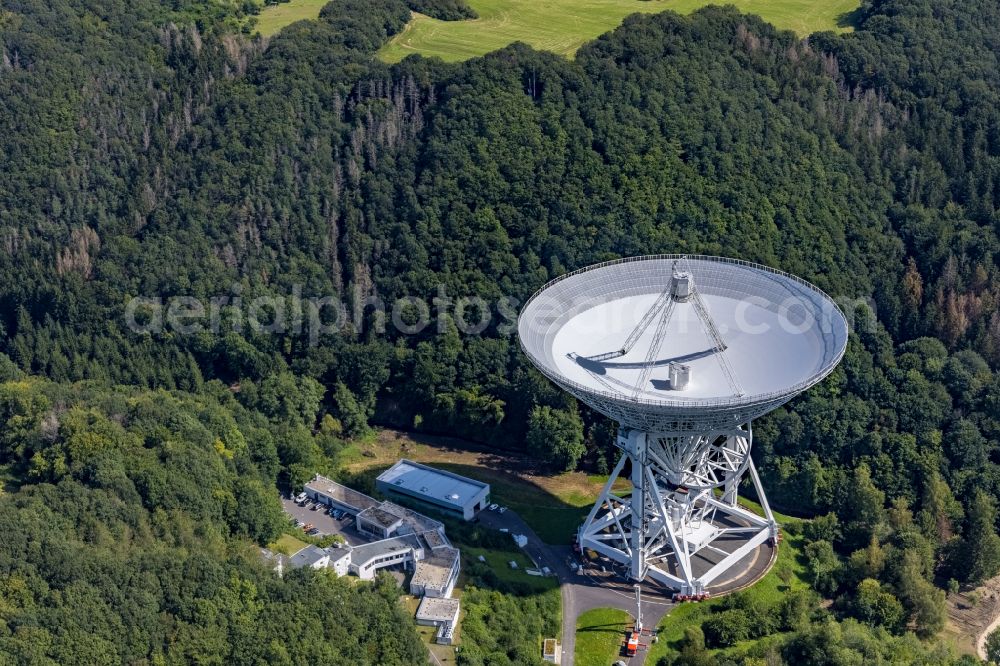 Aerial photograph Bad Münstereifel - Parabolic satellite dishes Radioteleskop in the district Effelsberg in Bad Muenstereifel in the state North Rhine-Westphalia, Germany