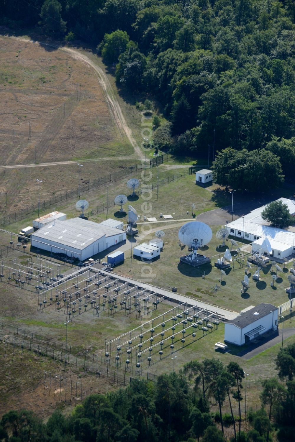 Aerial photograph Lampertheim - Parabolic satellite dishes Relaisstation of International Broadcasting Bureau ( IBB ) in Lampertheim in the state Hesse