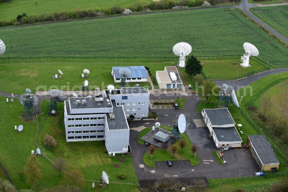 Aerial image Schöningen - Parabolic satellite dishes BND- Funkaufklaerungs- Station in Schoeningen in the state Lower Saxony