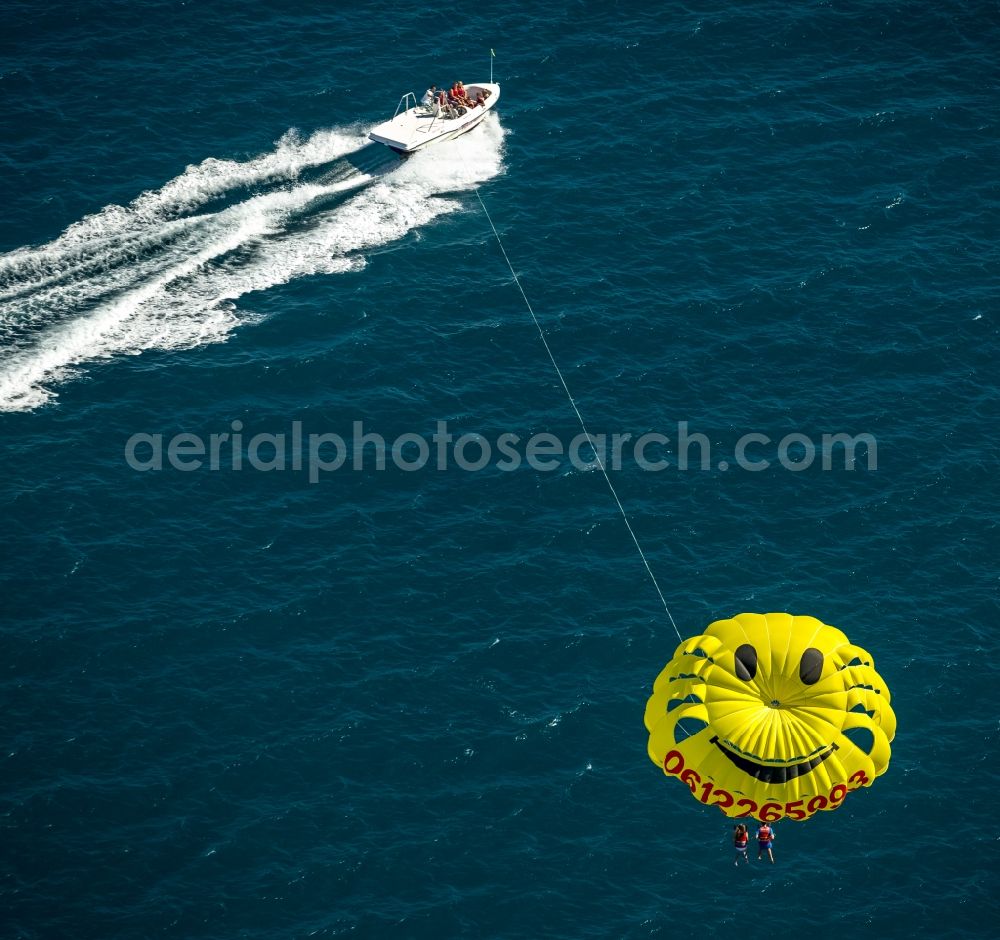 Argelès-sur-Mer from above - Parasailing on the Mediterranean coast in Argelès-sur-Mer in Languedoc-Roussillon in France