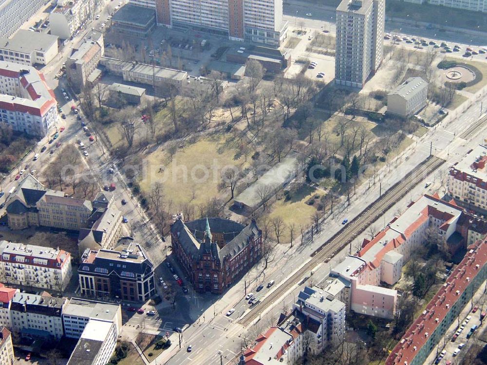 Aerial image Berlin - LICHTENBERG - Park am Rathaus Lichtenberg. 16.03.03