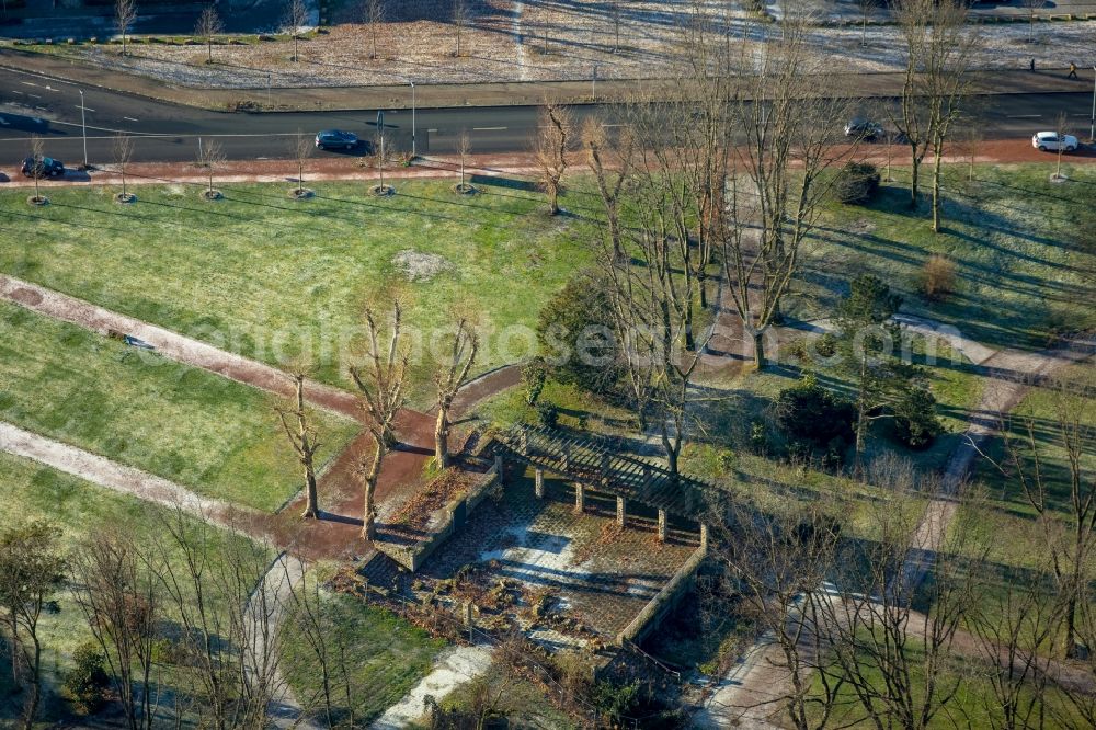 Aerial image Bochum - Park of an der Bahnhofs street in the district Wattenscheid in Bochum in the state North Rhine-Westphalia