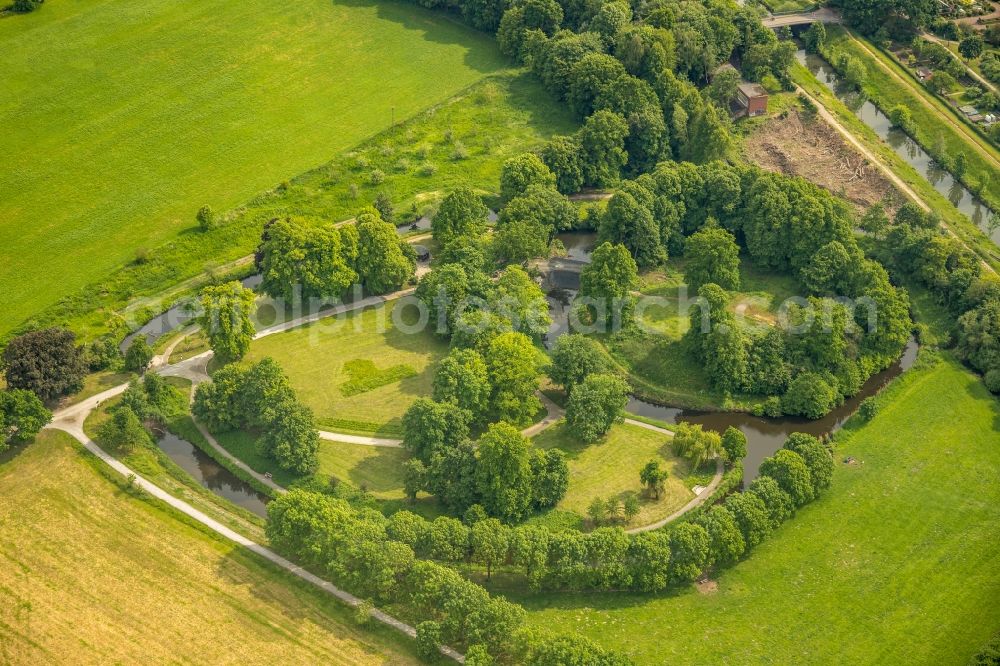 Aerial image Hamm - Park of Burghuegel Mark in Hamm in the state North Rhine-Westphalia, Germany