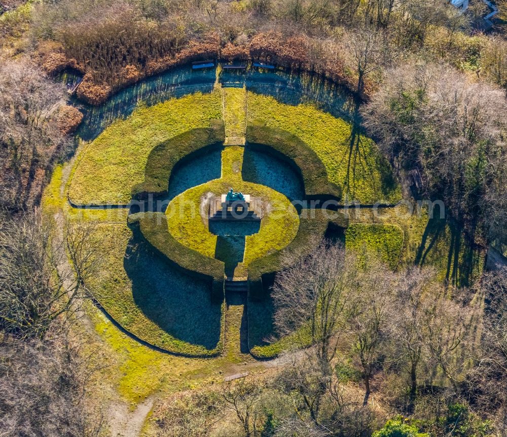 Aerial photograph Wetter (Ruhr) - Park near the former castle complex and fortress castle ruins castle Volmarstein in Wetter (Ruhr) in the state North Rhine-Westphalia, Germany