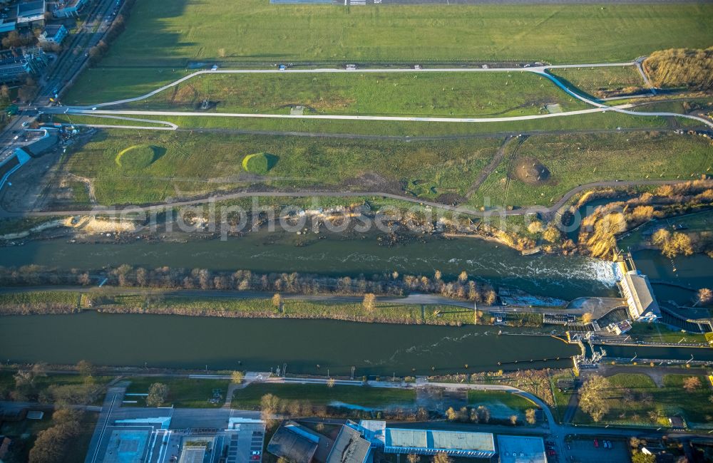 Hamm from the bird's eye view: Park Erlebnisraum Lippeaue on the street Jupp-Eickhoff-Weg on the river Lippe and Datteln-Hamm Canal in Hamm in the Ruhr area in the state of North Rhine-Westphalia, Germany