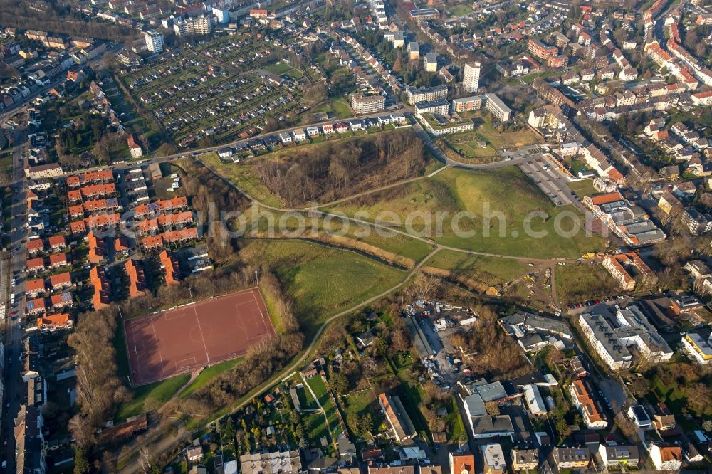 Herne from the bird's eye view: Park near Flottmann-Hallen on Strasse des Bohrhammers in Herne in the state North Rhine-Westphalia