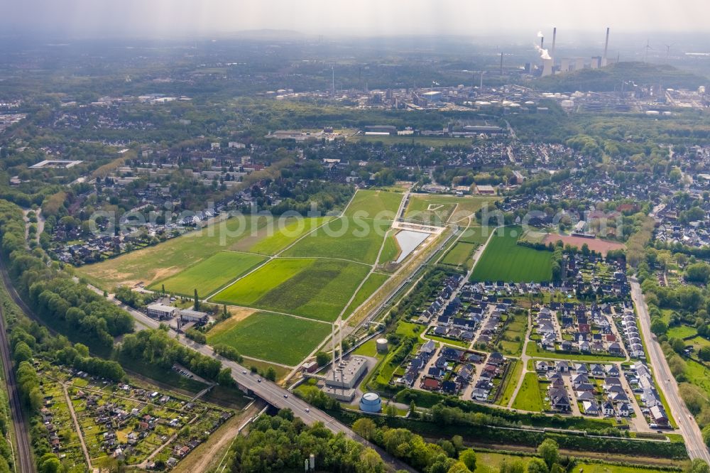 Aerial photograph Gelsenkirchen - Park of Glueckauf Park - Park of Wandels in the district Hassel in Gelsenkirchen at Ruhrgebiet in the state North Rhine-Westphalia, Germany