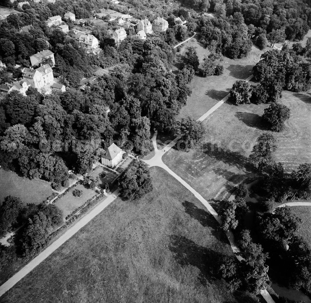 Aerial photograph Weimar - Park of on Goethes Gartenhaus in Park on Ilm in Weimar in the state Thuringia, Germany