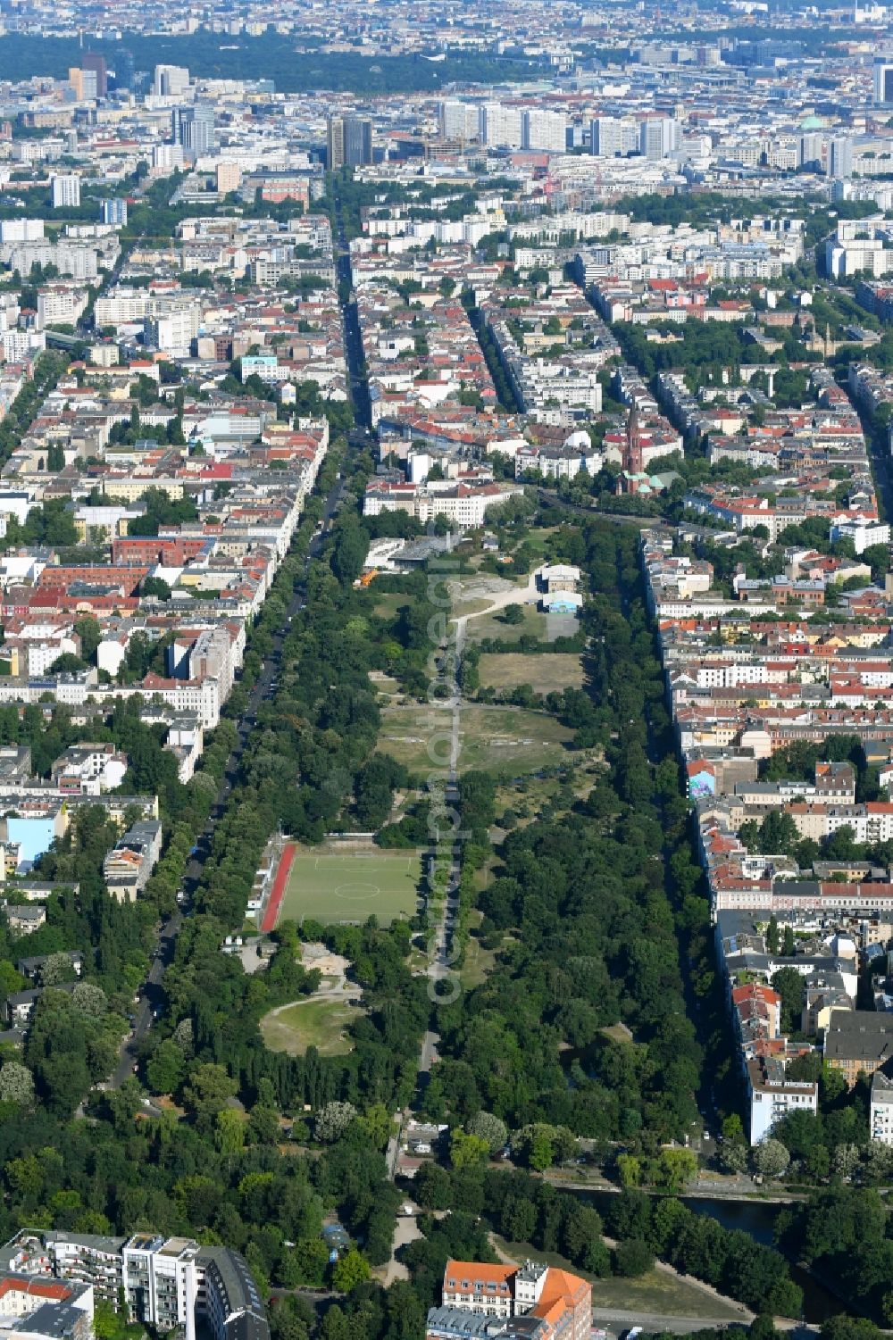 Berlin from above - Park of Goerlitzer Park in the district Kreuzberg in Berlin, Germany