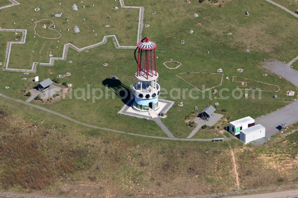 Aerial photograph Ronneburg - Park of mit Grubenlampe als Wahrzeichen on the former BUGA site in Ronneburg in the state Thuringia