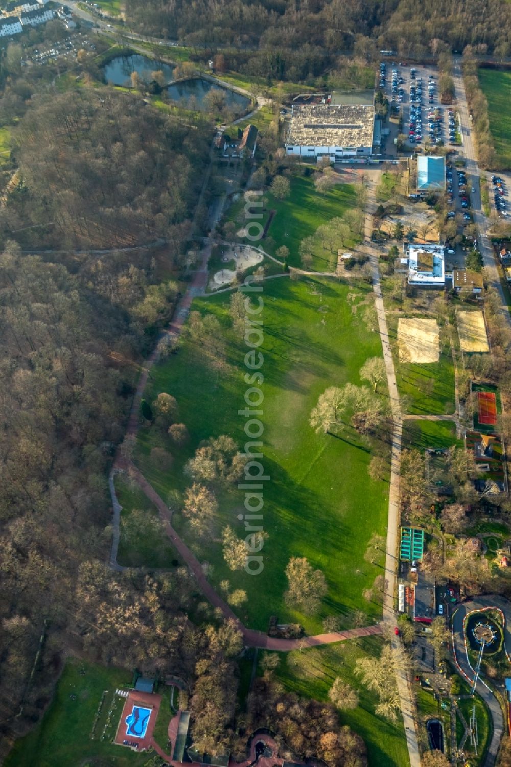 Aerial image Herne - Park of Gysenbergpark in Herne in the state North Rhine-Westphalia, Germany