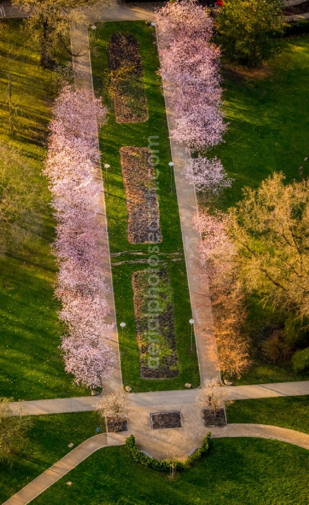 Aerial photograph Herne - Park of Herner Stadtgarten in Herne in the state North Rhine-Westphalia, Germany