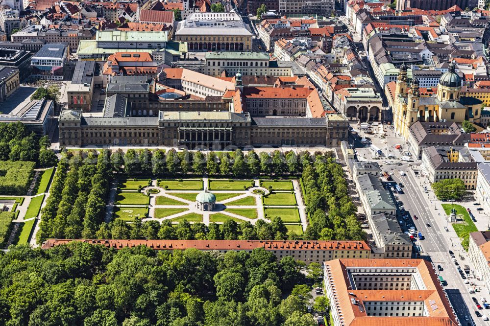 Aerial image München - Park of Hofgarten on street Hofgartenstrasse in the district Altstadt in Munich in the state Bavaria, Germany