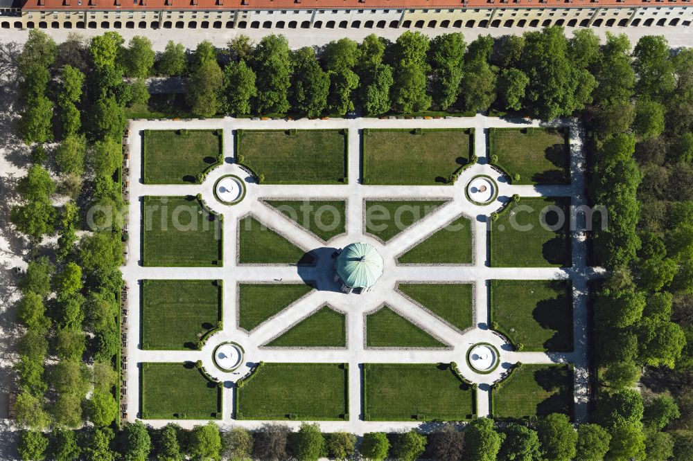 Aerial photograph München - Park of Hofgarten on street Hofgartenstrasse in the district Altstadt in Munich in the state Bavaria, Germany