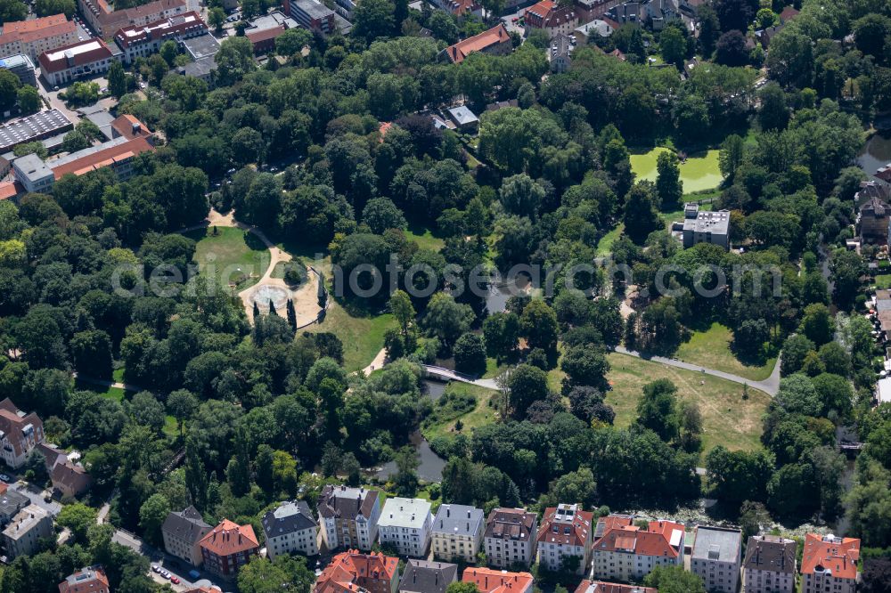 Aerial image Braunschweig - Park of Inselwall Park in Brunswick in the state Lower Saxony, Germany