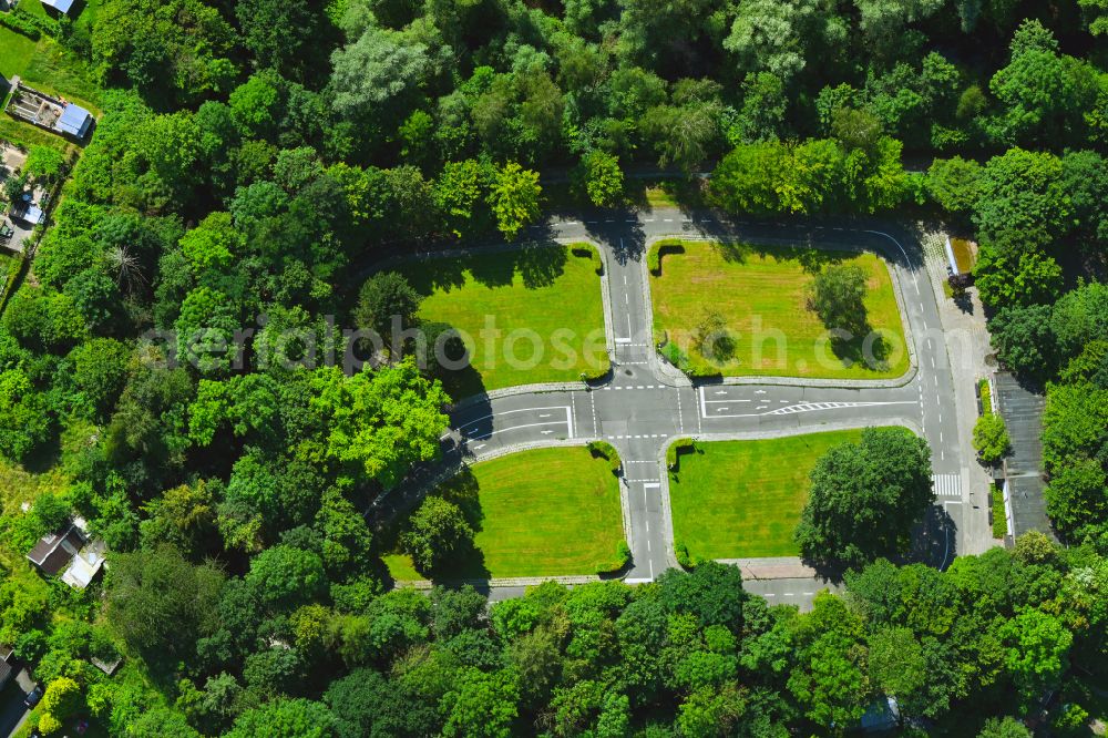 Aerial photograph Bielefeld - Parking area of the youth traffic school on Apfelstrasse in the Schildesche district of Bielefeld in the state of North Rhine-Westphalia, Germany