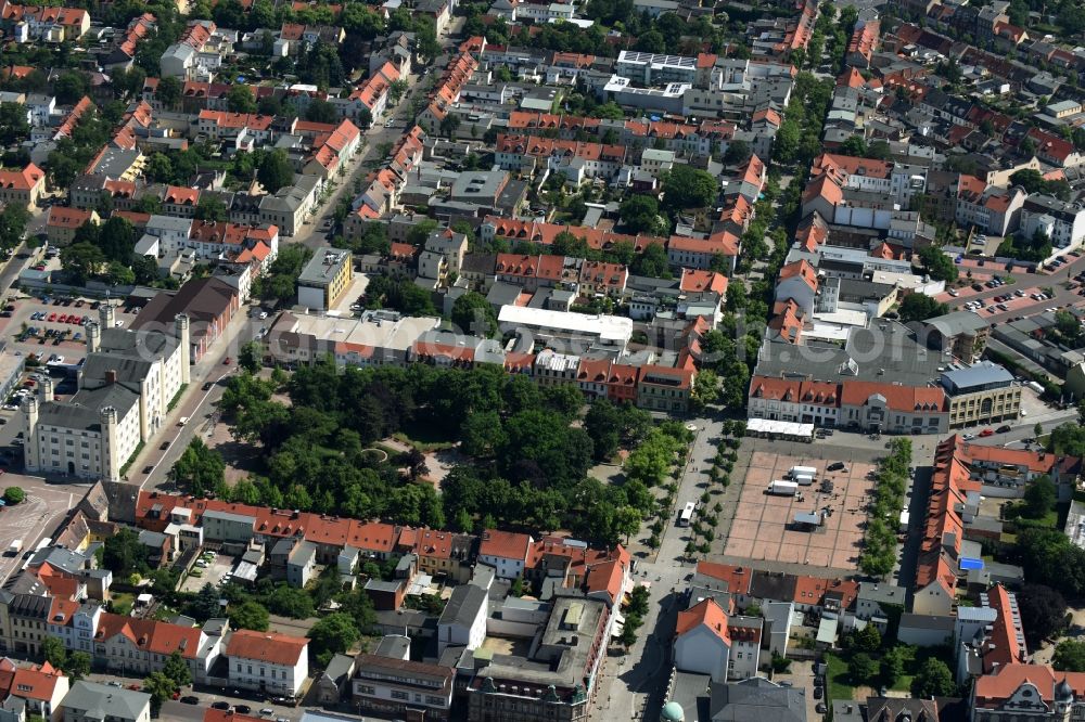 Bernburg (Saale) from above - Park of the Karlsplatz in the downtown of Bernburg (Saale) in the state Saxony-Anhalt