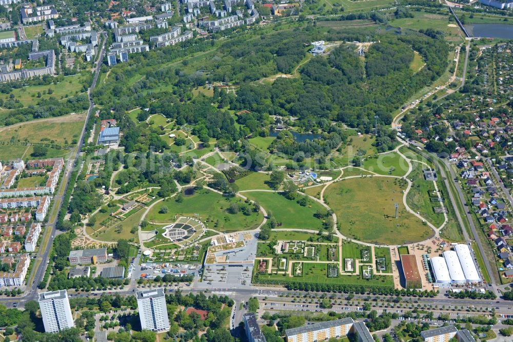 Aerial image Berlin - Park plant at the Kienberg on the exhibition grounds of the IGA 2017 in Berlin, Germany