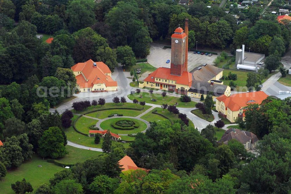 Aerial photograph Stralsund - Stralsund 13.8.06 Blick auf die Parkanlage des Klinikums Stralsund. Klinikum der Hansestadt Stralsund Krankenhaus West,Rostocker Chaussee 70,18437 Stralsund, 03831/494052,