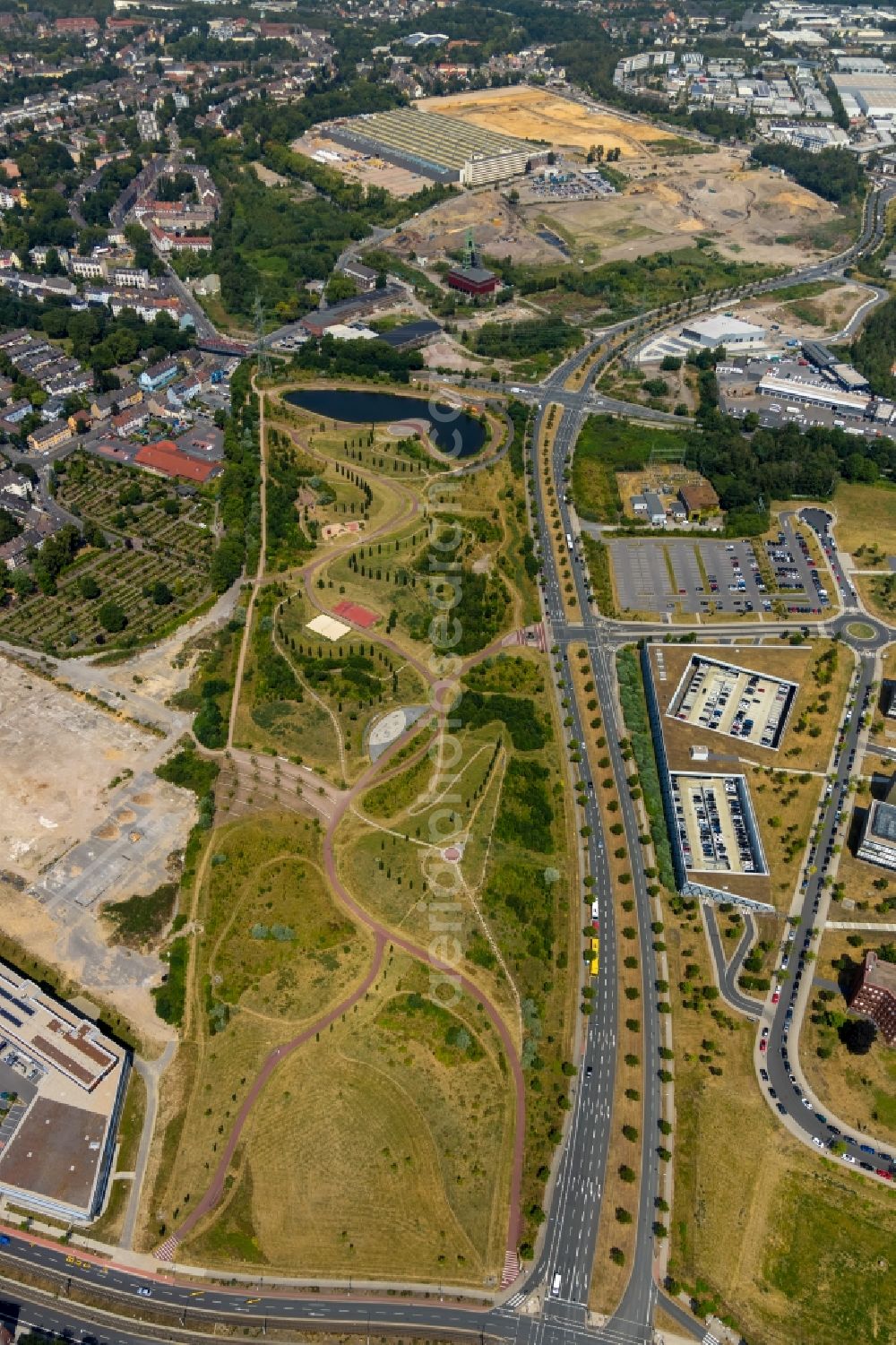 Essen from above - Park of Krupp-Park in the district Westviertel in Essen in the state North Rhine-Westphalia, Germany