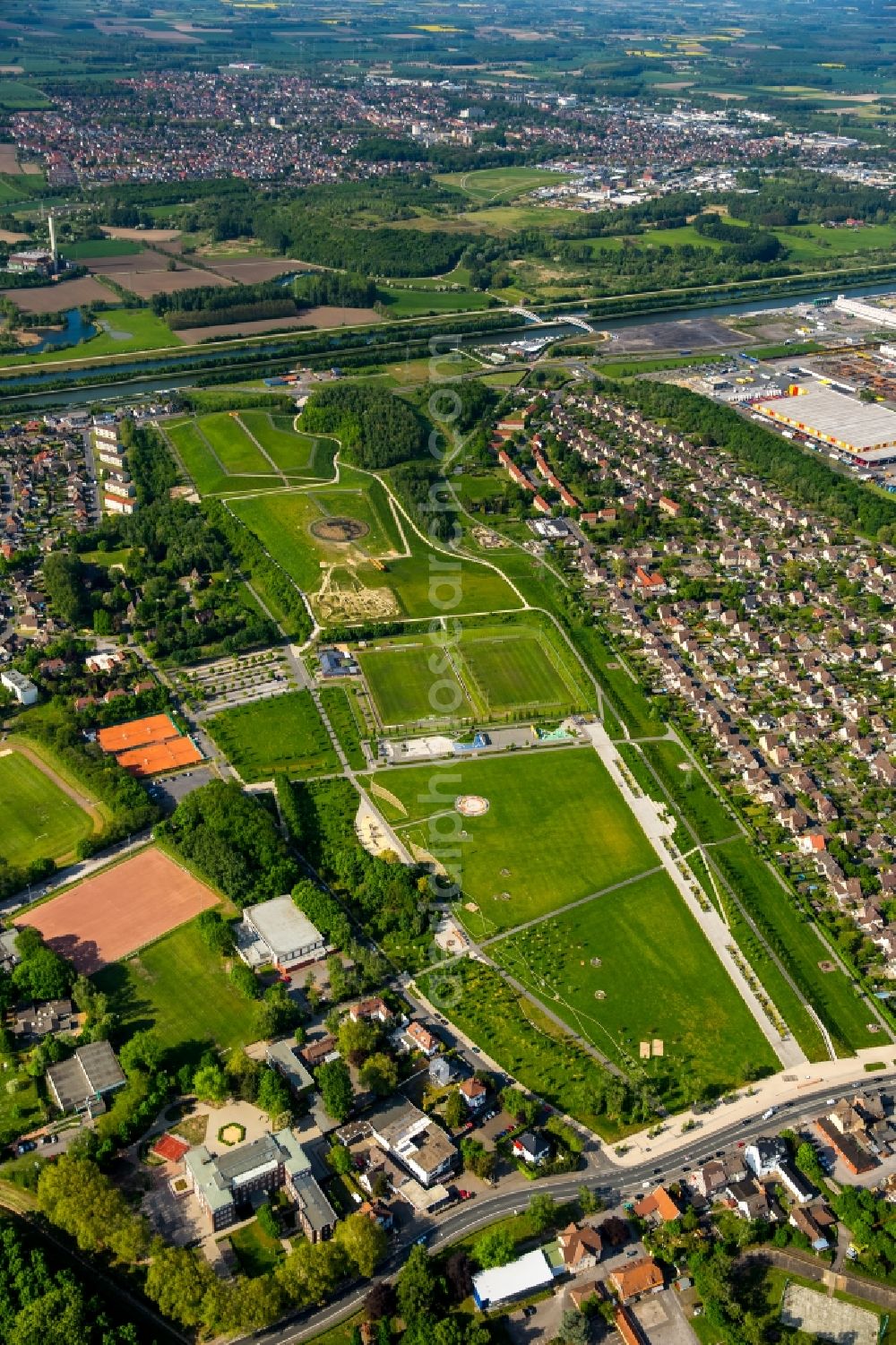 Hamm from the bird's eye view: Park of Lippepark Hamm - Schacht Franz in Hamm in the state North Rhine-Westphalia