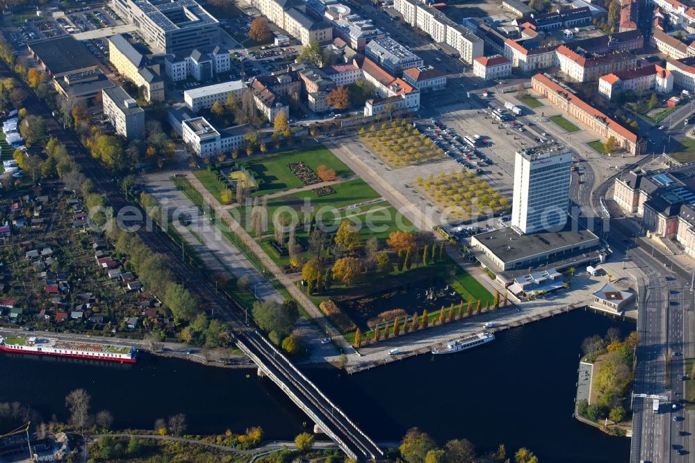 Potsdam from the bird's eye view: Park of Lustgarten on havel river in Potsdam in the state Brandenburg, Germany