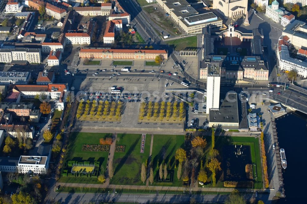 Potsdam from the bird's eye view: Park of Lustgarten on havel river in Potsdam in the state Brandenburg, Germany